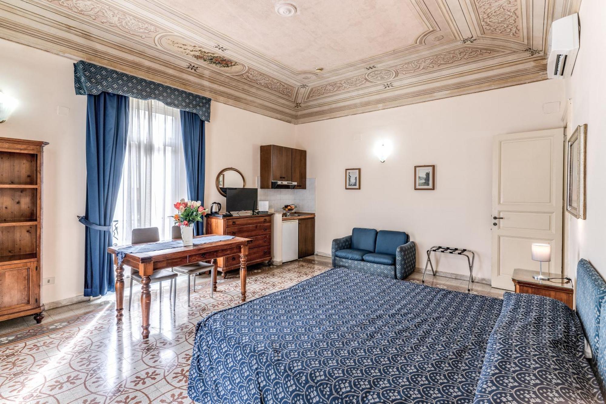Hotel La Residenza Мессіна Екстер'єр фото