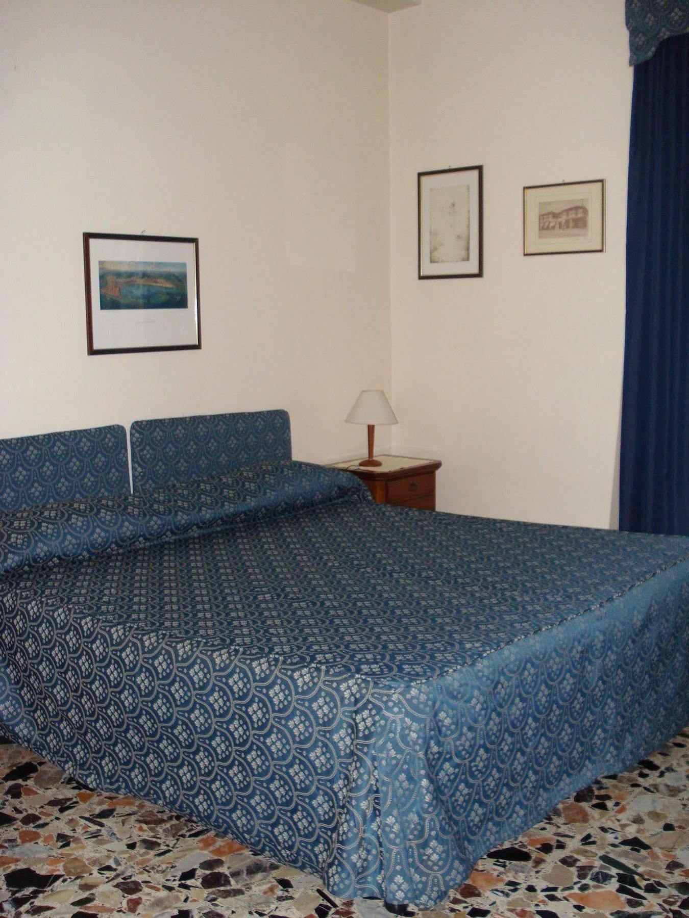 Hotel La Residenza Мессіна Екстер'єр фото
